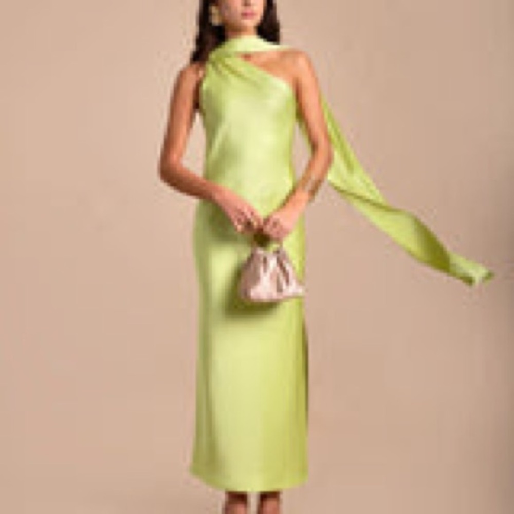 The-Aire Mrs. Lily dress NWT lime green size Medium